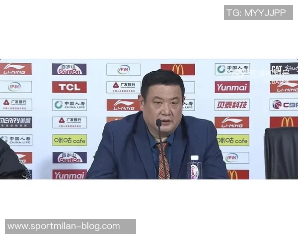 徐长锁慧眼识珠引杨瀚森入青岛开启篮球新篇章